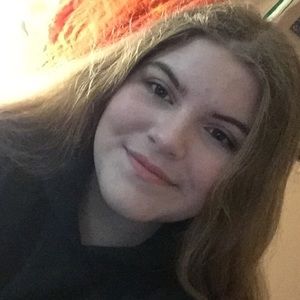 Meet your Posher, Dana